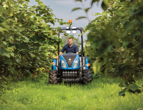 New Holland se reeks spesialiteitstrekkers: Gespesialiseerde tegnologie wat waarde toevoeg in boorde en wingerde